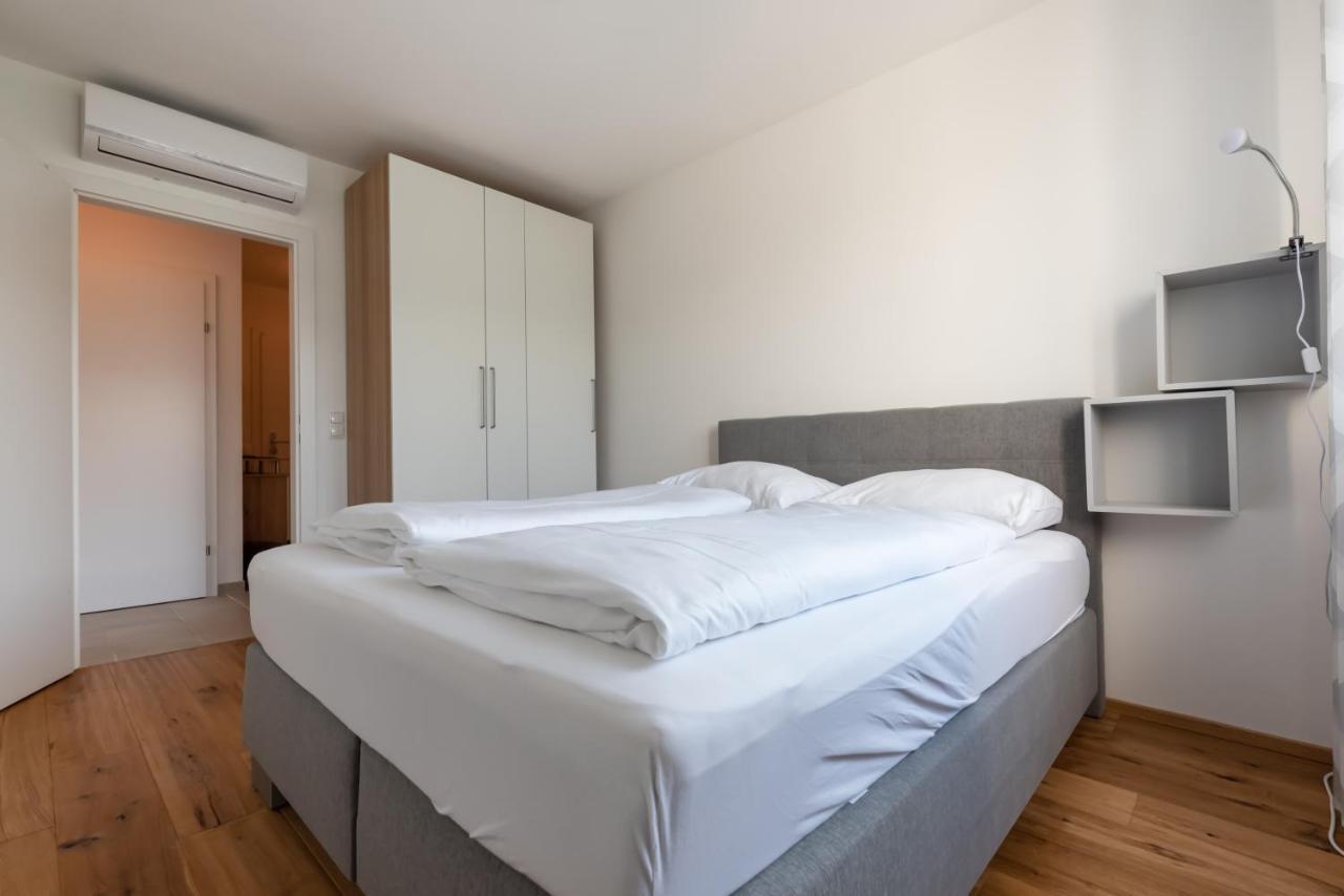 Gruene Ruhelage, 20 Minuten Ins Zentrum Und Parkgarage Viena Exterior foto