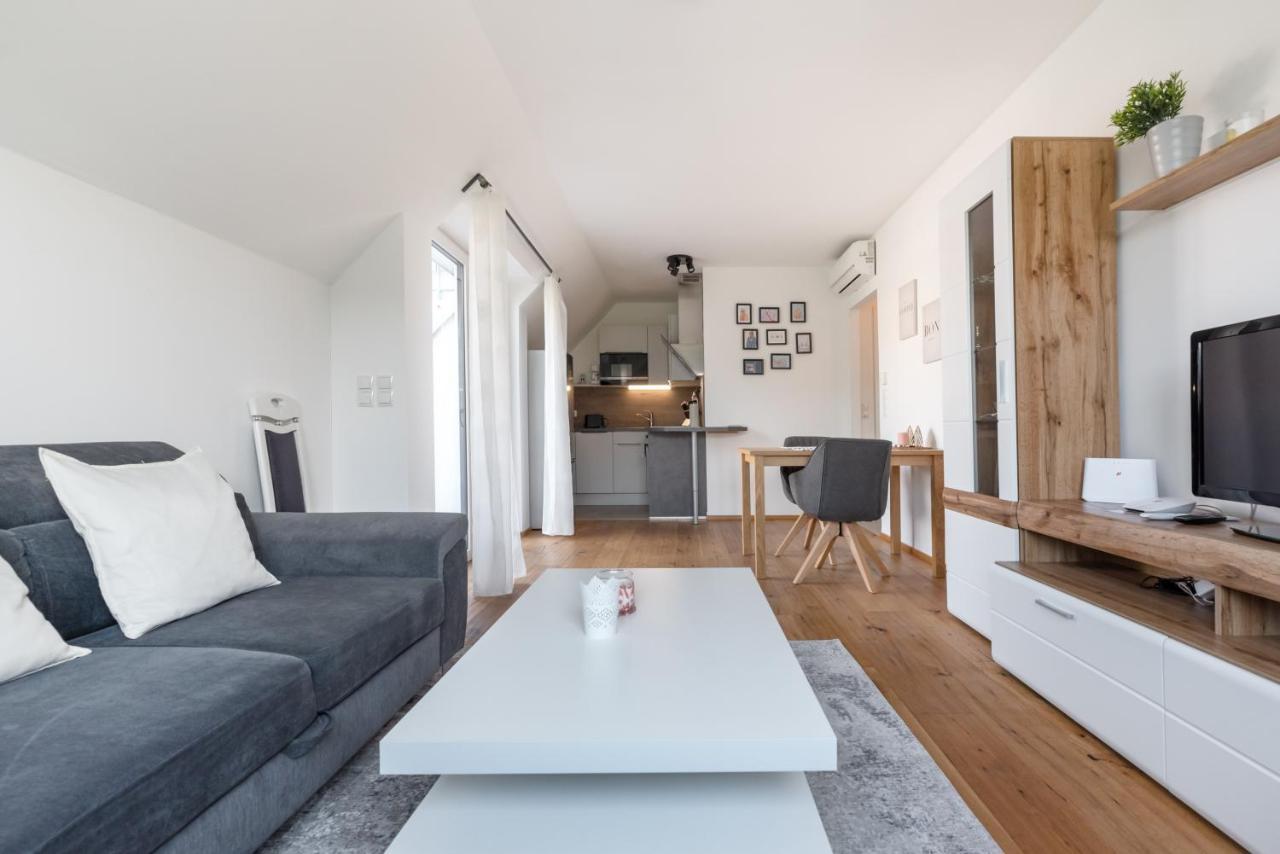 Gruene Ruhelage, 20 Minuten Ins Zentrum Und Parkgarage Viena Exterior foto