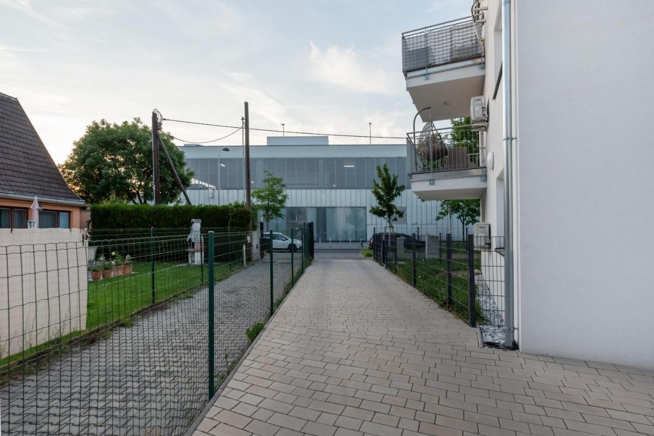 Gruene Ruhelage, 20 Minuten Ins Zentrum Und Parkgarage Viena Exterior foto
