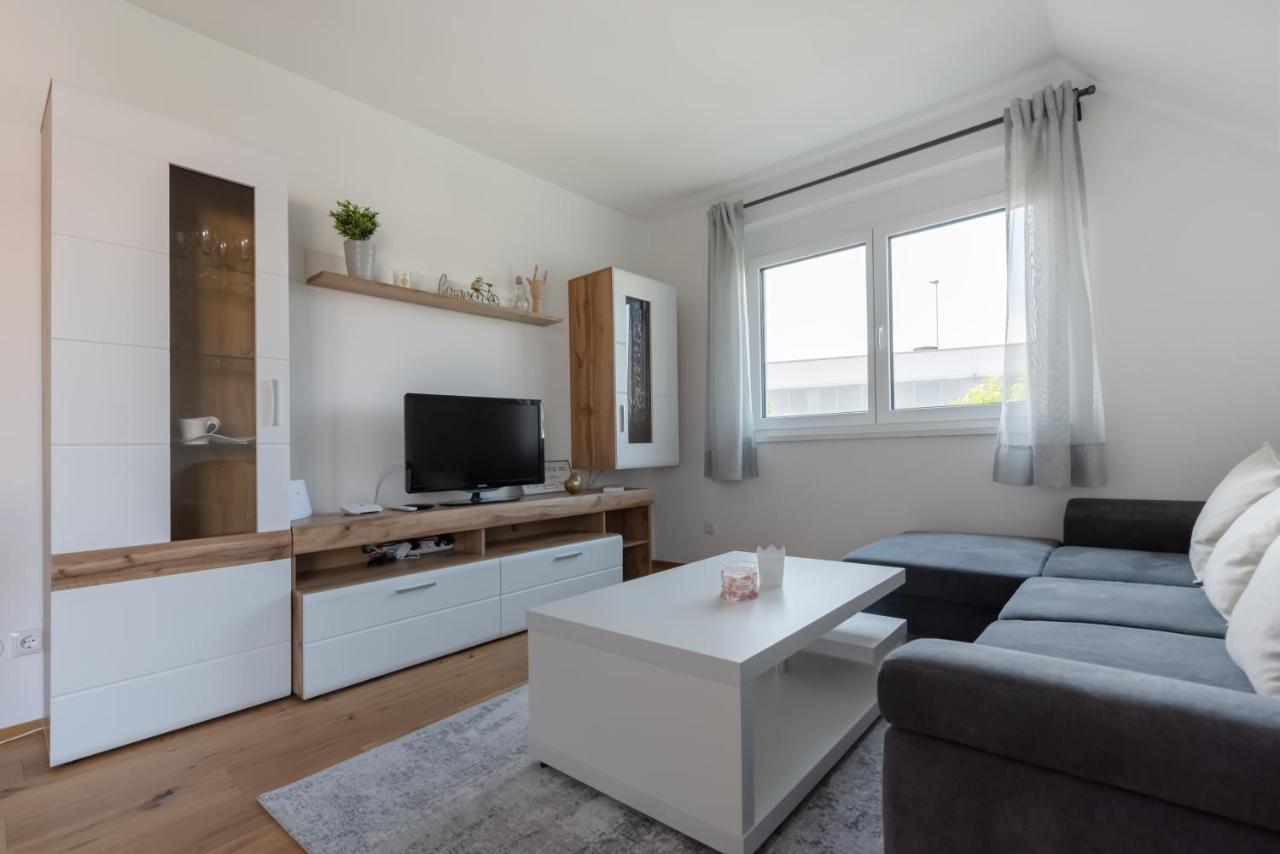 Gruene Ruhelage, 20 Minuten Ins Zentrum Und Parkgarage Viena Exterior foto