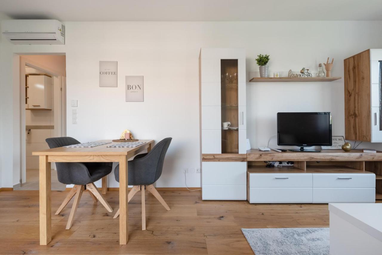 Gruene Ruhelage, 20 Minuten Ins Zentrum Und Parkgarage Viena Exterior foto